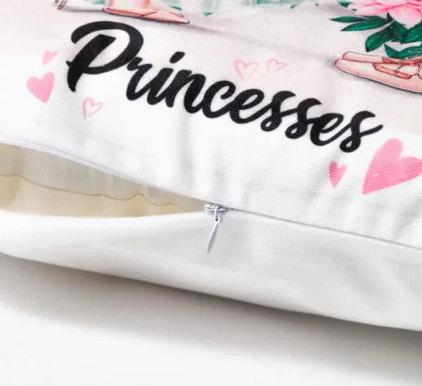 Наволочка "Princesses", 40*40 см,100% п/э