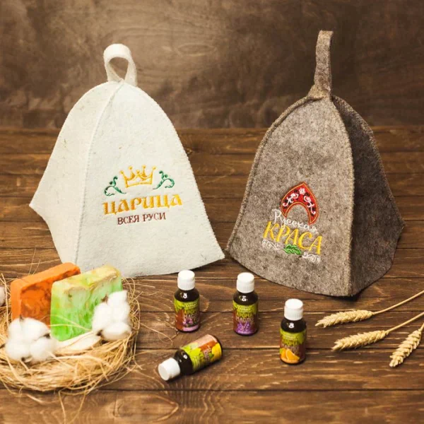 Шапка для бани с вышивкой "Царица"