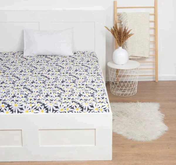Простыня на резинке LoveLife 160*200*25см, "Ромашки", 100% хлопок, сатин, 125г/м²