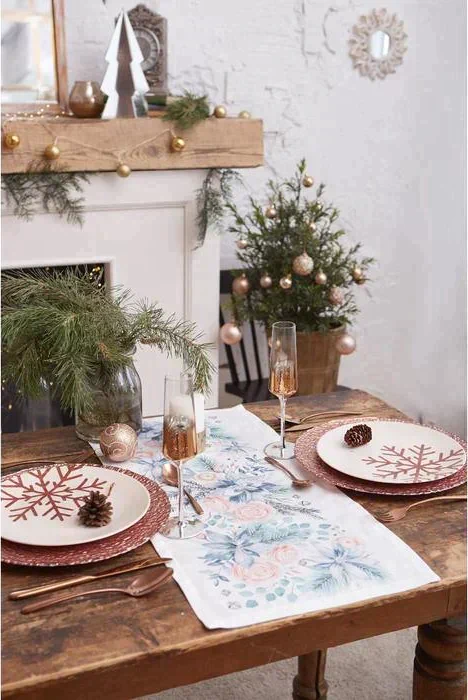 Дорожка на стол "Этель" Christmas flowers 30х70 см, 100% хл, саржа 190 гр/м2