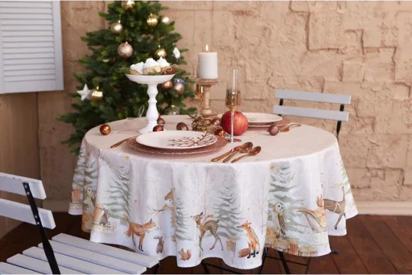 Скатерть «Этель« Christmas forest d=220 +/- 3см с ГМВО, 100%хл, саржа 190 гр/м2