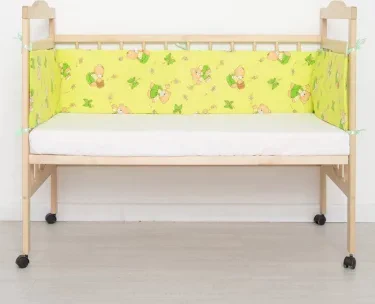 Бортик "Мишки с медом" бязь,поролон, 4 части (2 ч: 30*60см, 2 ч: 30*120см), цвет салат.542
