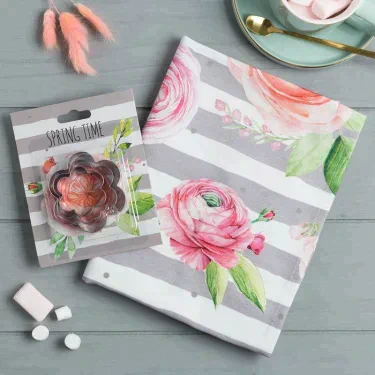 Набор "Spring time" полотенце, формочки для печенья