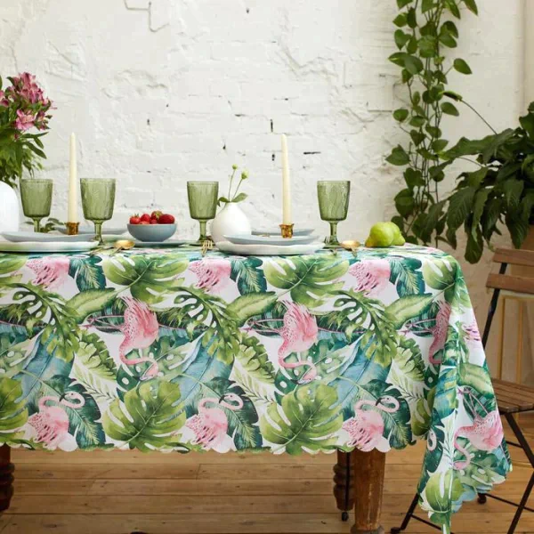 Скатерть Доляна Tropical garden 150*220 +/- 2 см, 100% п/э