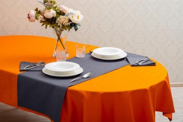 Скатерть оранжевая