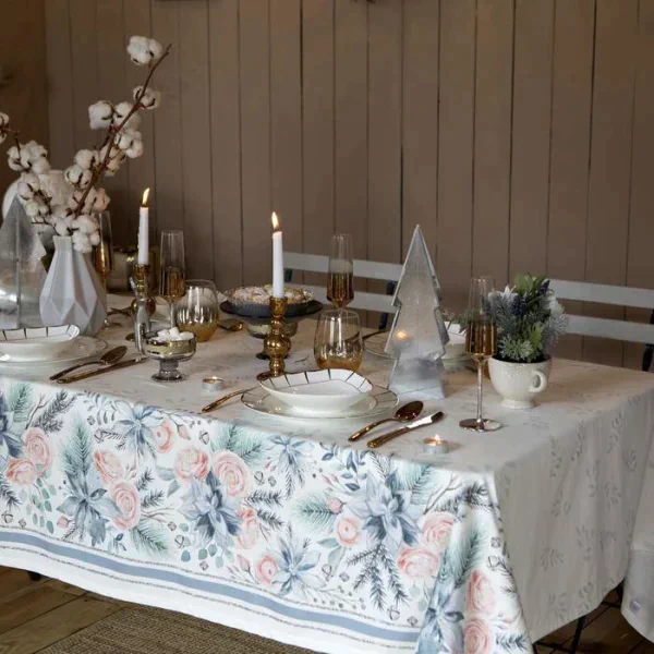 Скатерть "Этель" Christmas flowers 149х220см с ГМВО, 100%хл, 190г/м2