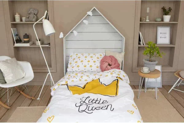Постельное белье "Этель" 1.5 сп Little queen 143*215 см, 150*214 см, 50*70 см -1 шт,100% хл, бязь