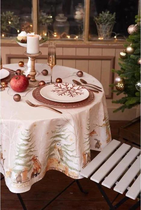 Скатерть «Этель« Christmas forest d=220 +/- 3см с ГМВО, 100%хл, саржа 190 гр/м2