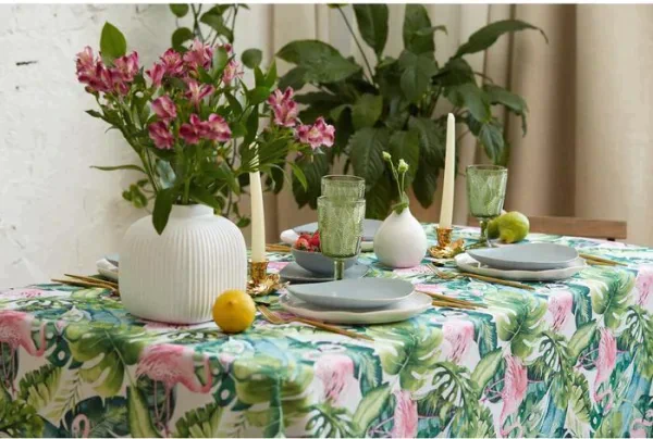 Скатерть Доляна Tropical garden 150*180 +/- 2 см, 100% п/э