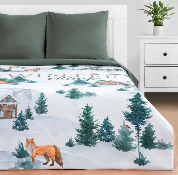 Постельное бельё "Этель" 1.5 сп Winter village 143*215 см, 150*214 см, 70*70 см - 2 шт, бязь 125гр/м2